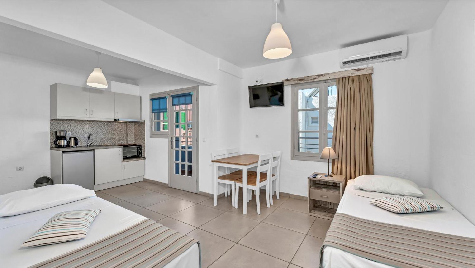 Erato Hotel Gournes Gouvon ภายนอก รูปภาพ